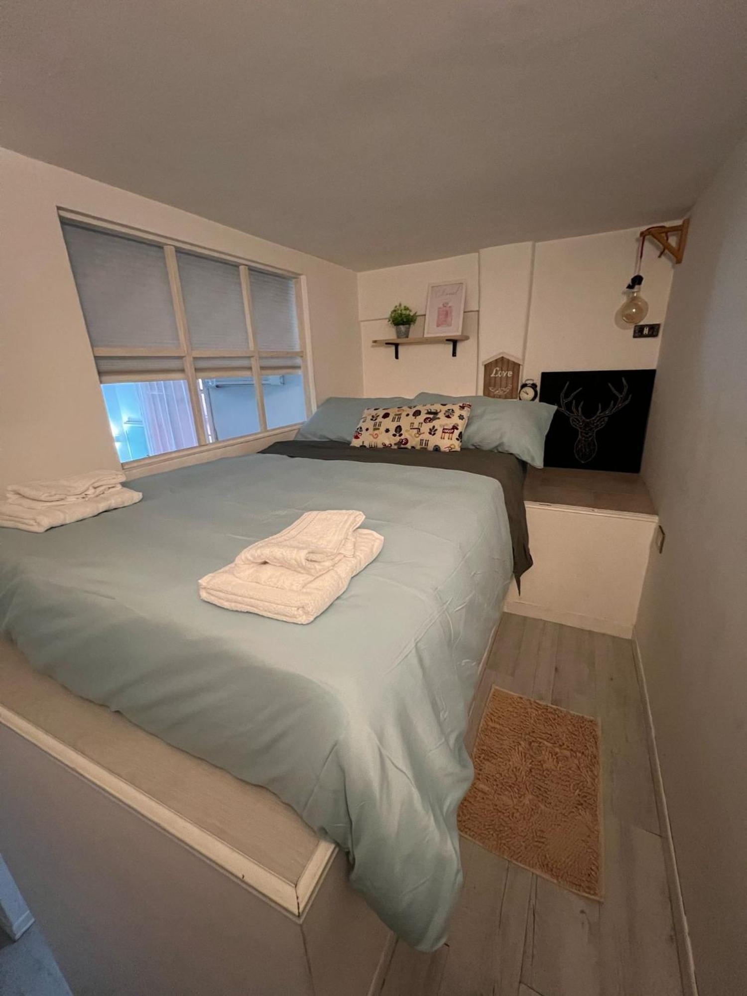 Ferienwohnung Lungo Tevere Trastevere Confort Rom Exterior foto